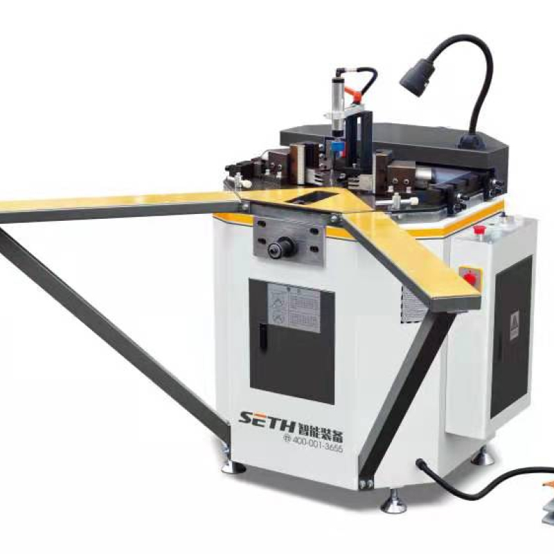 Single head angle forming machine