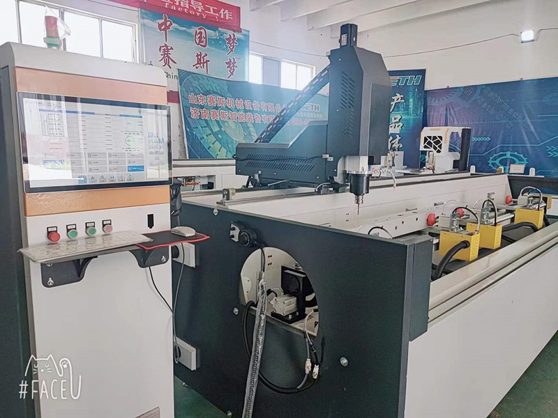 Aluminum Profile 3 axis CNC Machining Center